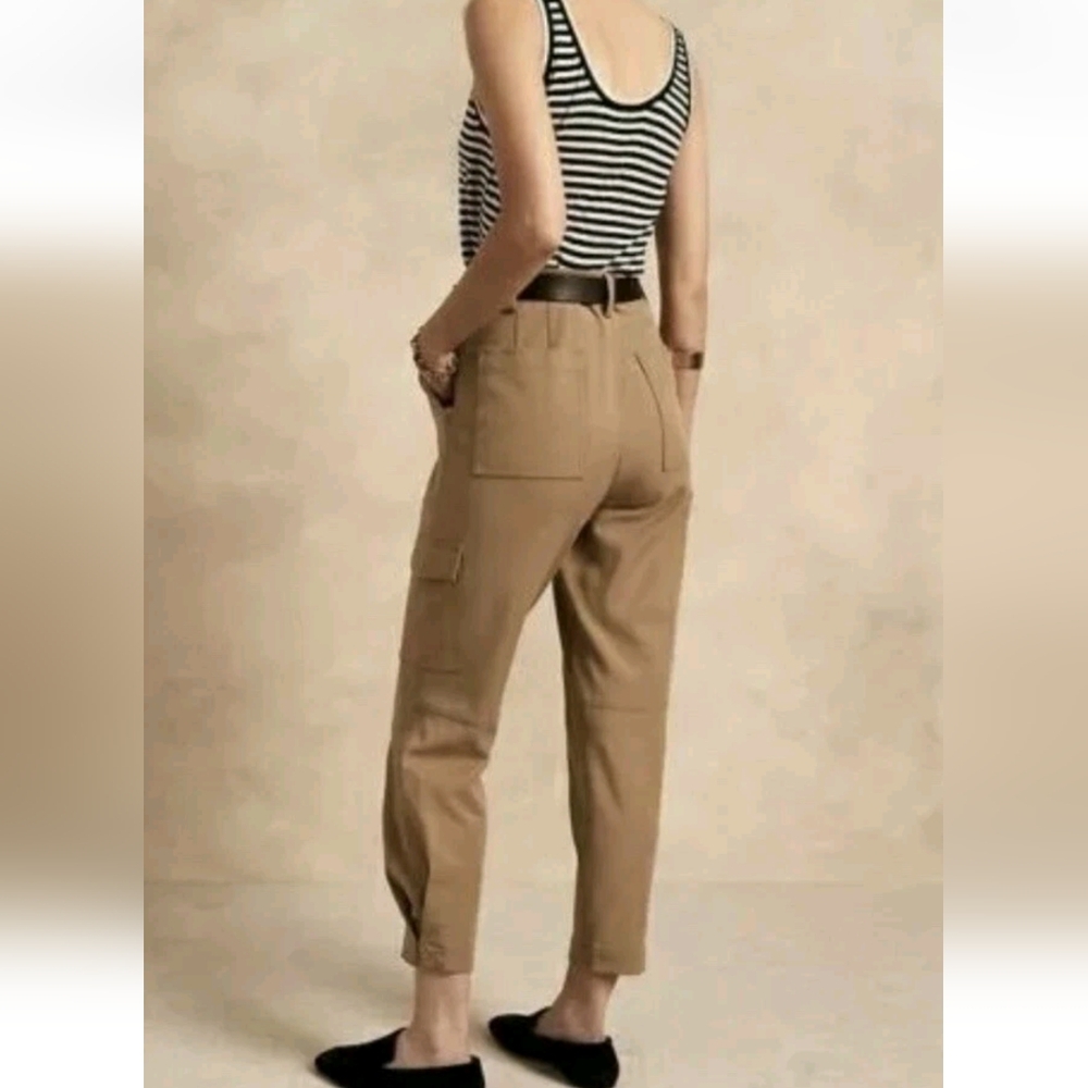 Banana Republic Factory Rust Belted Twill Cropped Cargo Pants Size 16 - Picture 2 of 10